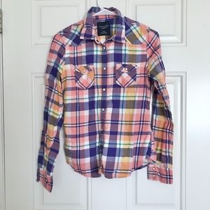 American Eagle long-sleeve button down plaid flannel pink purple top medium